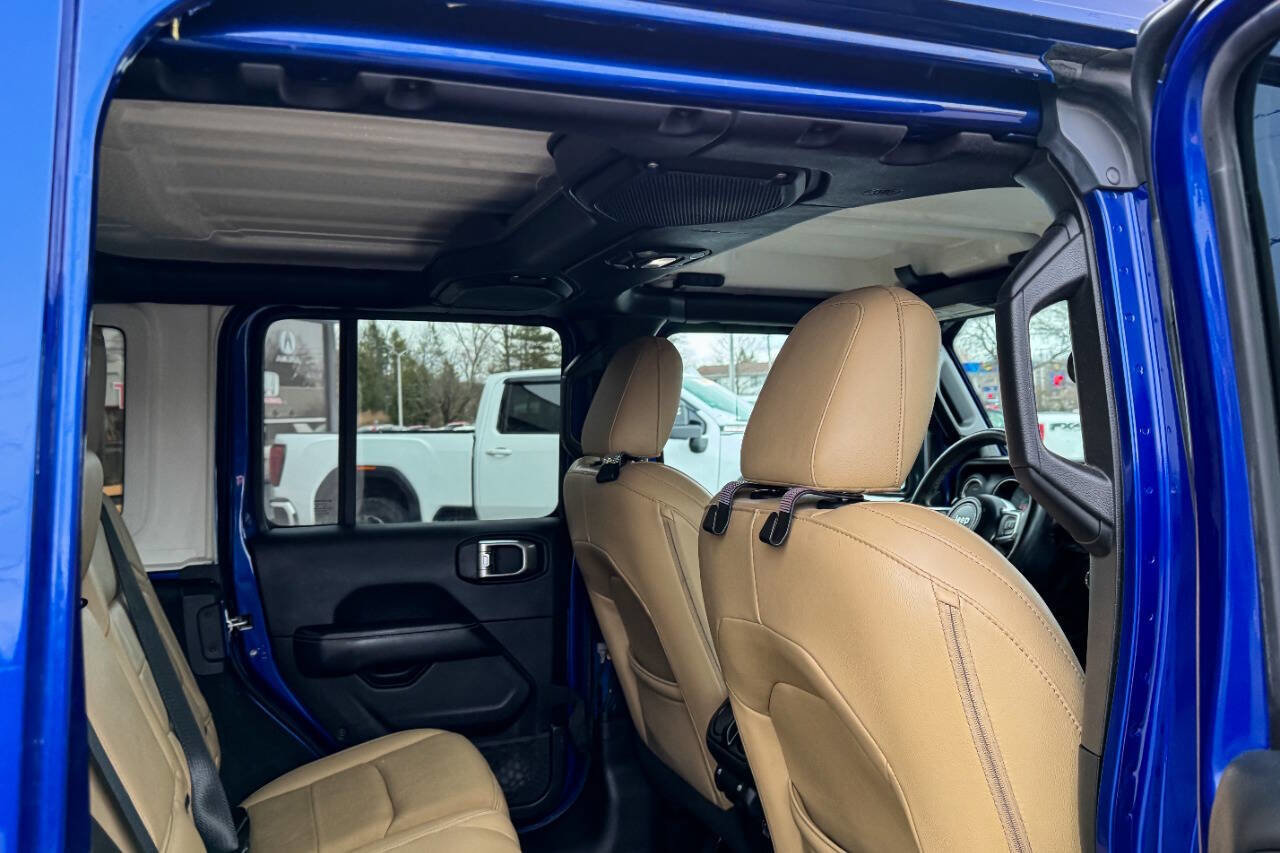 Used 2018 Jeep Wrangler Unlimited Sahara w/ Dual Top Group image 15