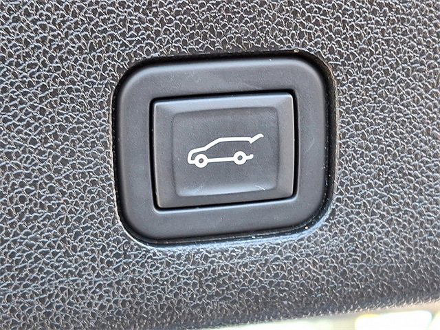 Certified 2023 Cadillac XT6 Sport w/ Technology Package image 26