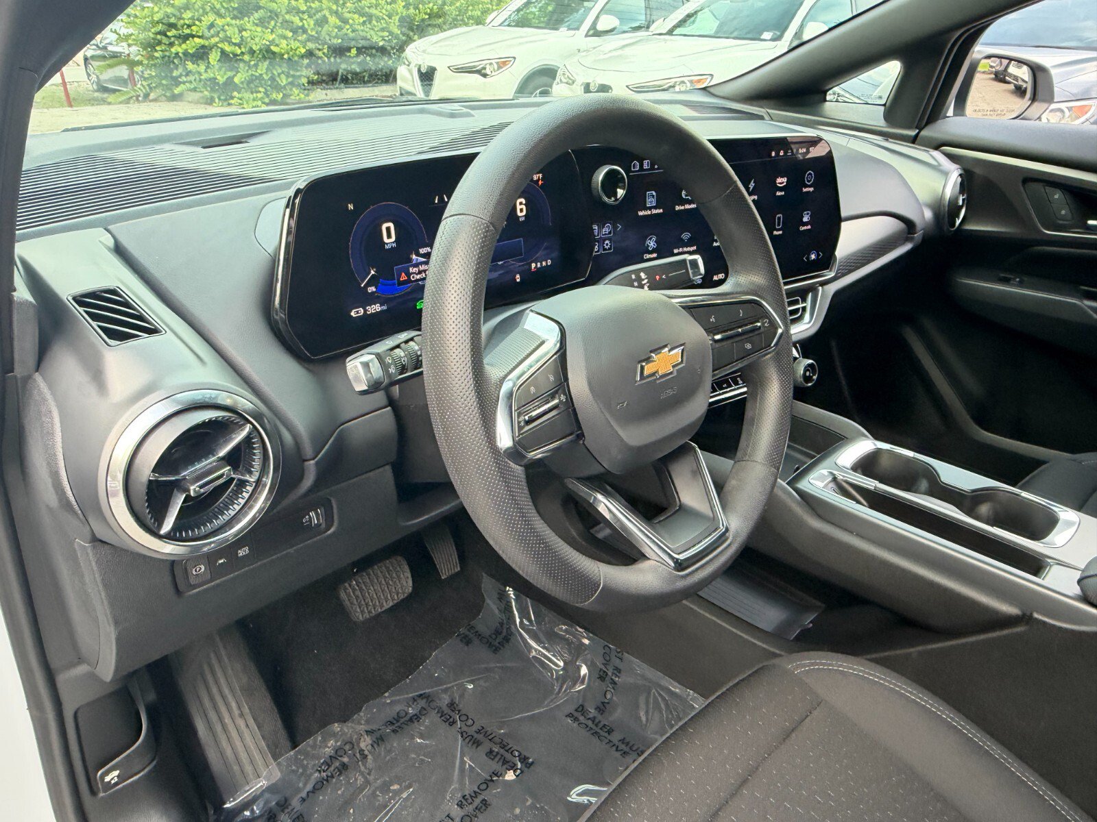 Used 2025 Chevrolet Equinox EV LT FWD image 10