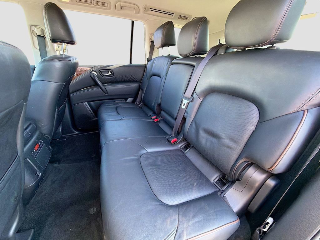 Used 2020 Nissan Armada SL image 21