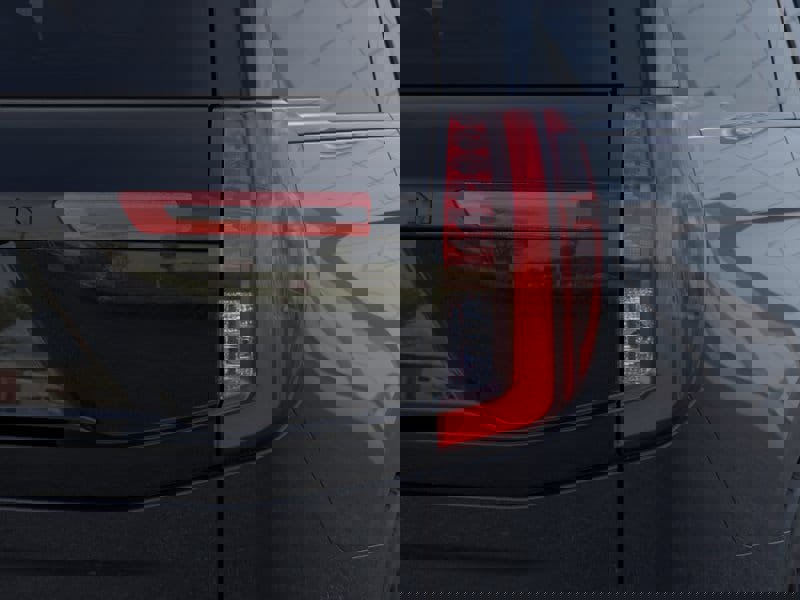 New 2026 Ford Expedition Platinum image 21