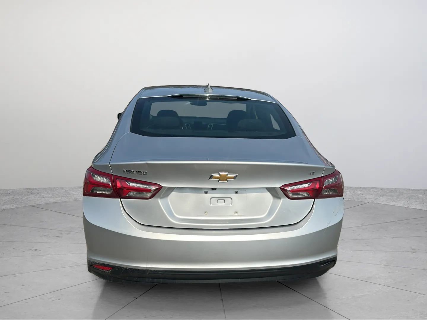 Used 2021 Chevrolet Malibu LT image 14