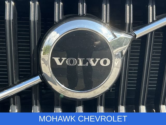 Used 2023 Volvo XC60 B5 Core w/ Climate Package AWD/4WD image 32