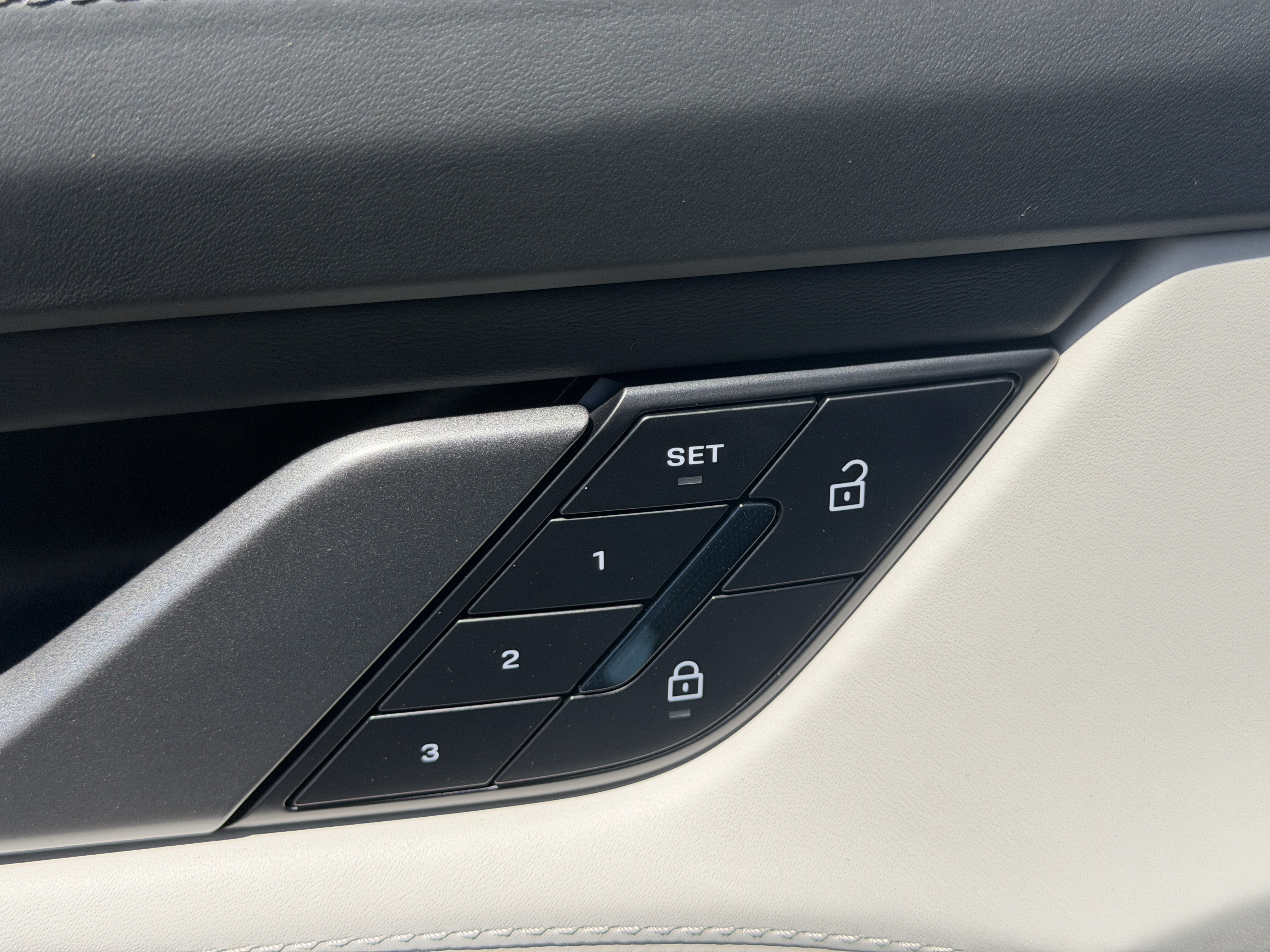 New 2026 Porsche Taycan AWD/4WD image 20