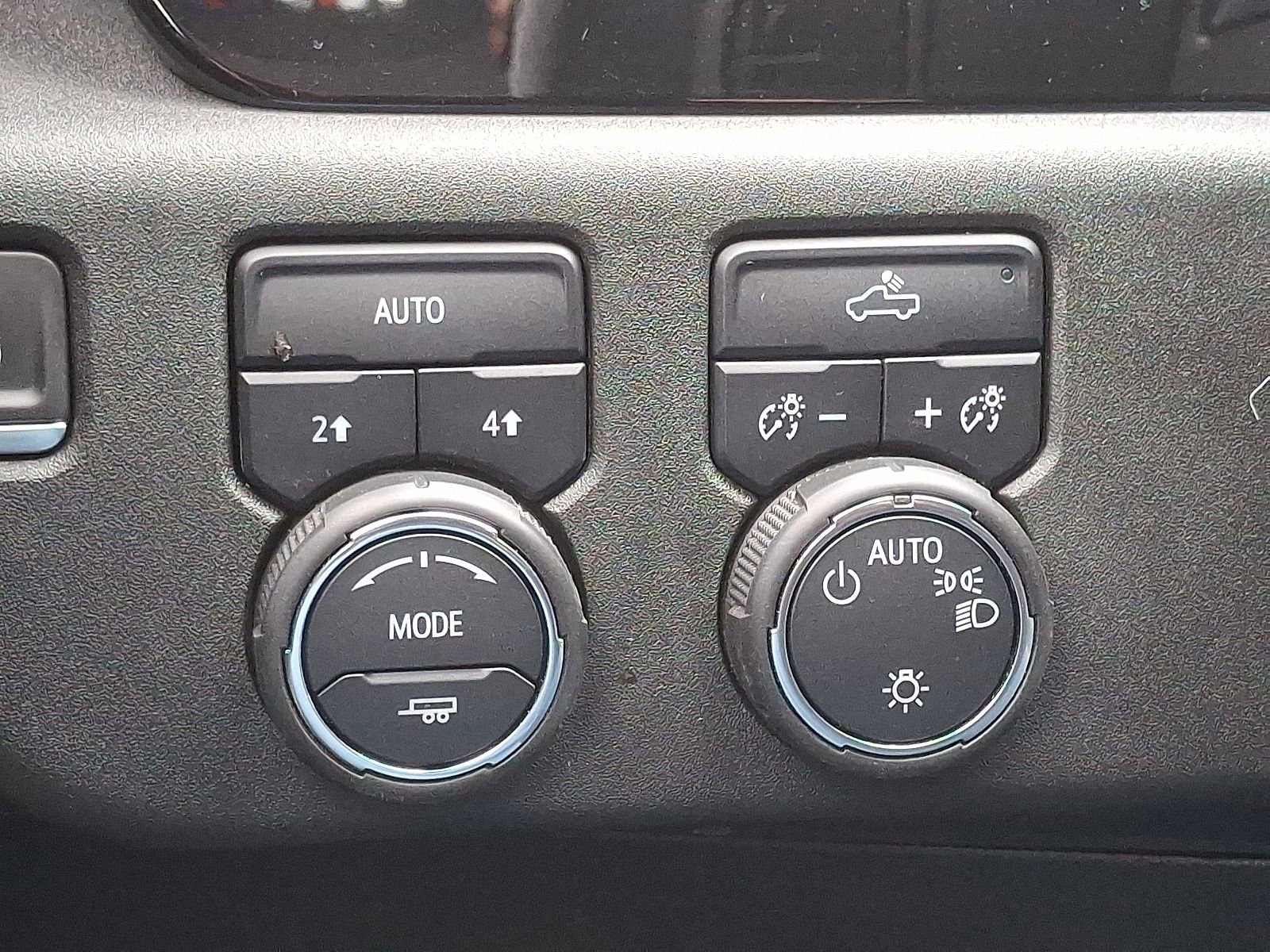 Used 2022 Chevrolet Silverado 1500 LT image 26