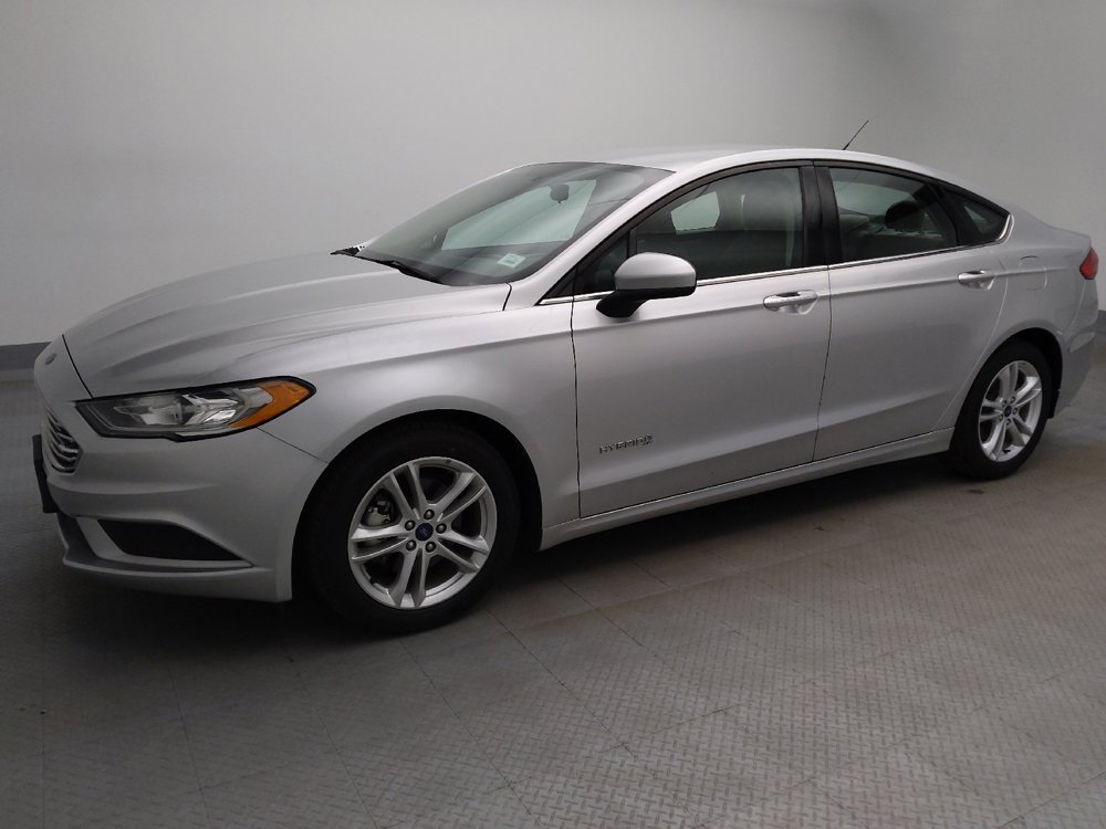 Used 2018 Ford Fusion S FWD image 2