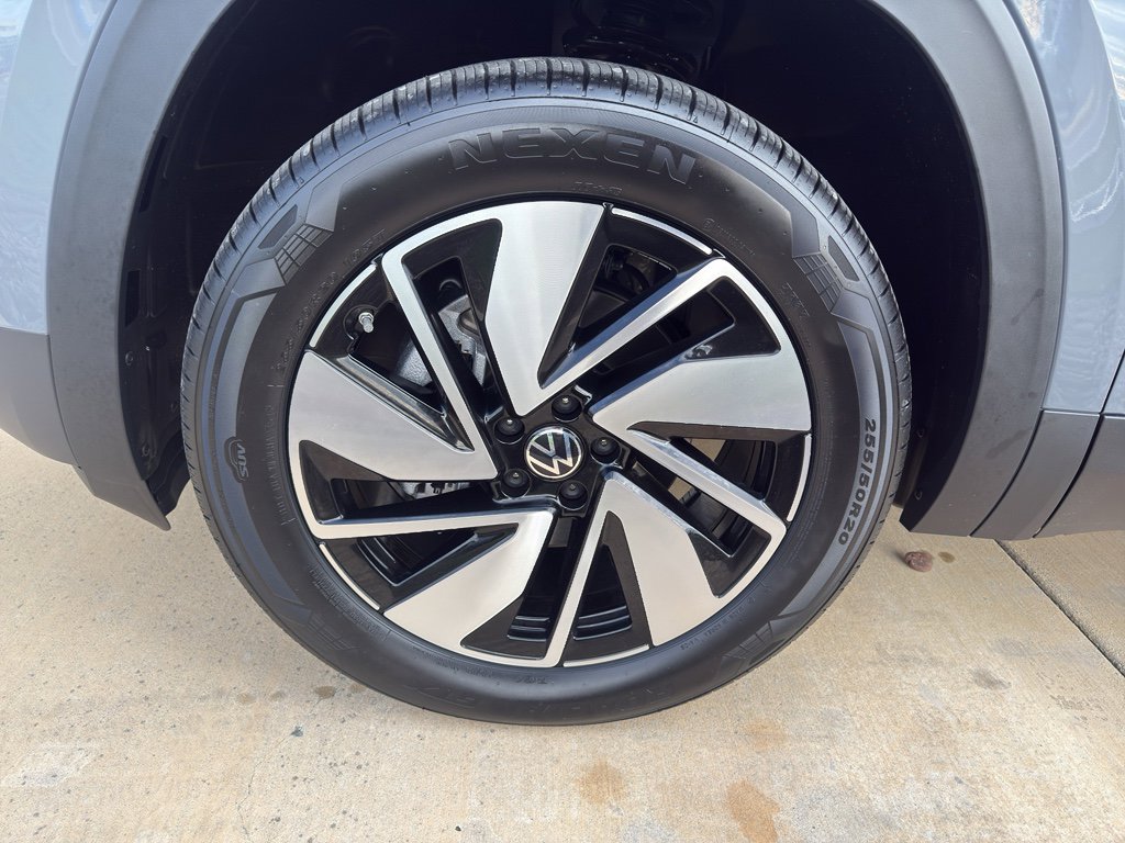 New 2026 Volkswagen Atlas SEL image 19