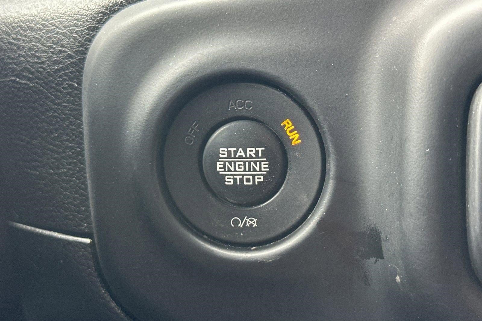 Used 2020 Jeep Wrangler Unlimited Sport AWD/4WD image 35