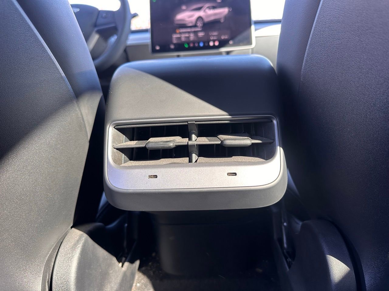 Used 2023 Tesla Model Y Long Range image 18