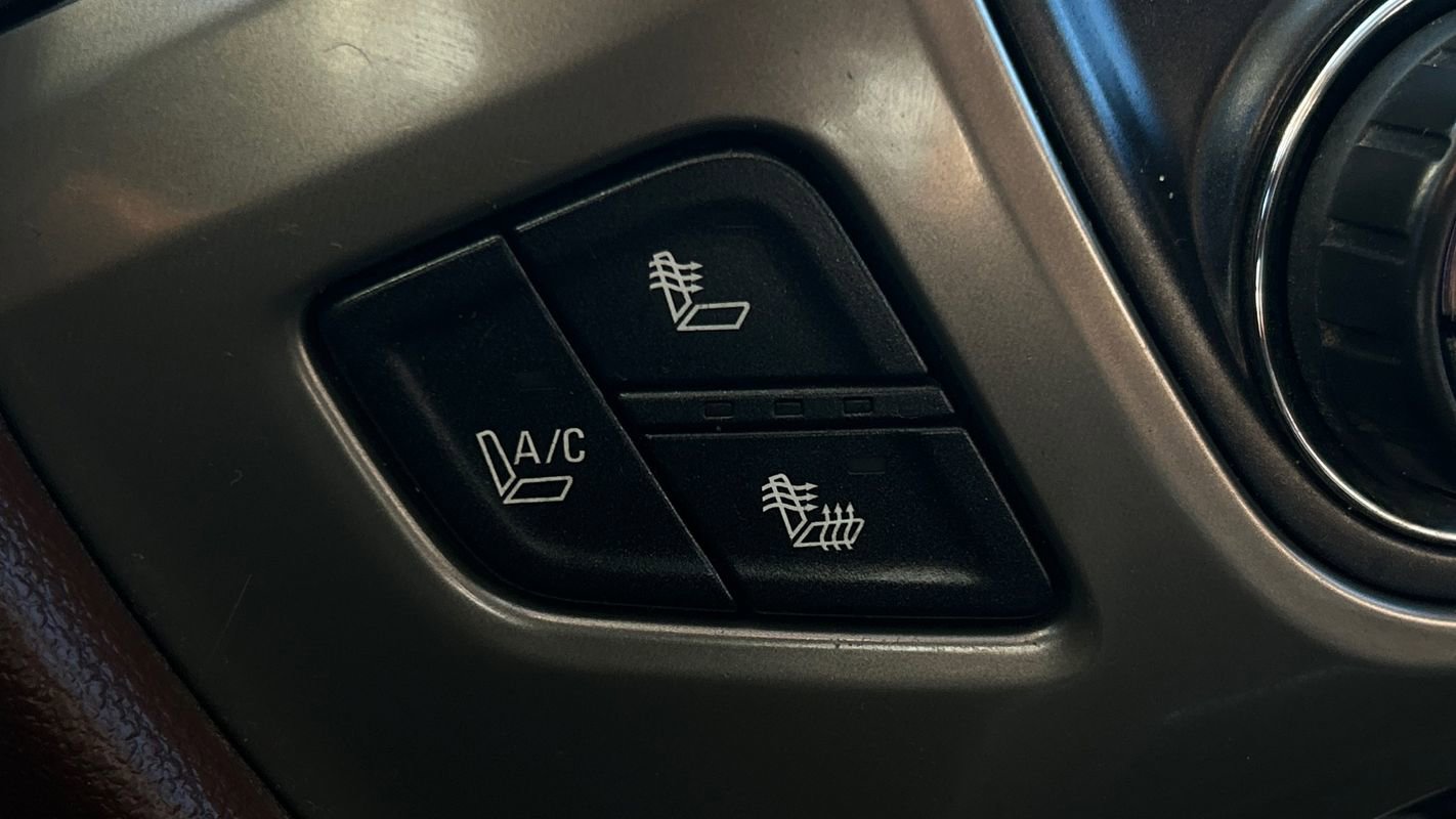 Used 2015 Chevrolet Silverado 2500 High Country w/ Duramax Plus Package image 38