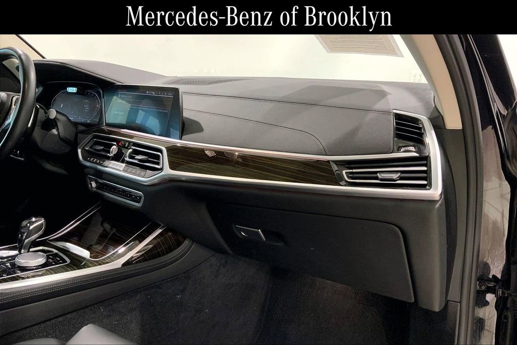 Used 2021 BMW X7 xDrive40i w/ Premium Package 2 image 19