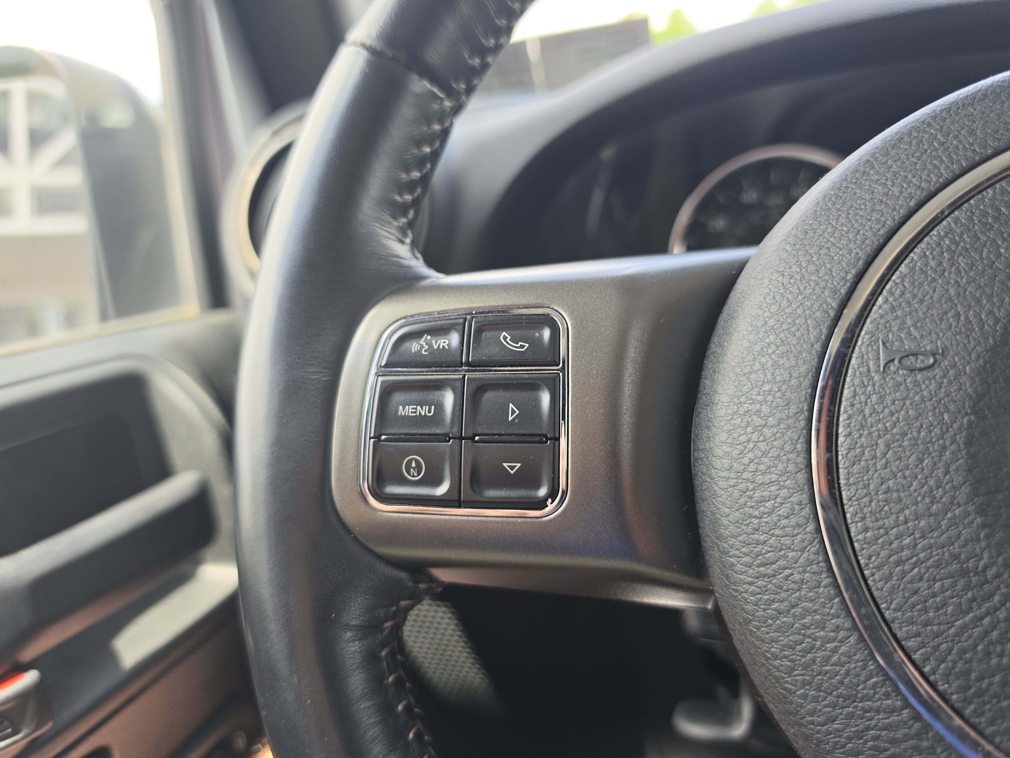 Used 2018 Jeep Wrangler Unlimited Sport AWD/4WD image 19