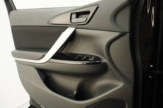 New 2026 Mitsubishi Eclipse Cross LE AWD/4WD image 16