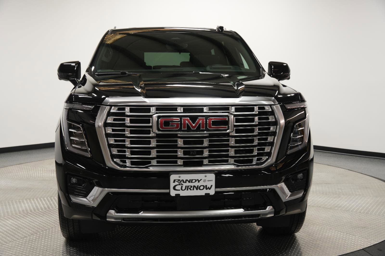 New 2026 GMC Yukon Denali w/ Denali Reserve Package image 2