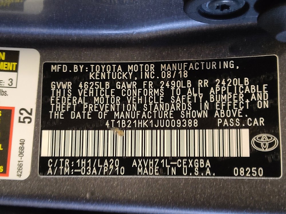 Used 2018 Toyota Camry XLE image 33