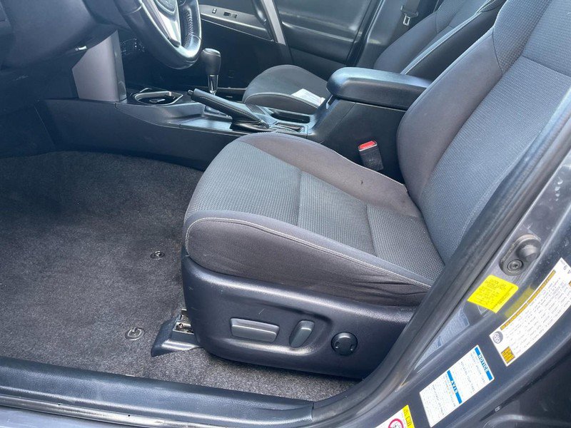 Used 2018 Toyota RAV4 XLE AWD/4WD image 19