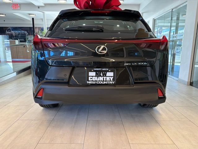 New 2026 Lexus UX 300h AWD image 5