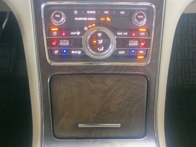 Used 2017 Lincoln Continental Select w/ Climate Package AWD/4WD image 35