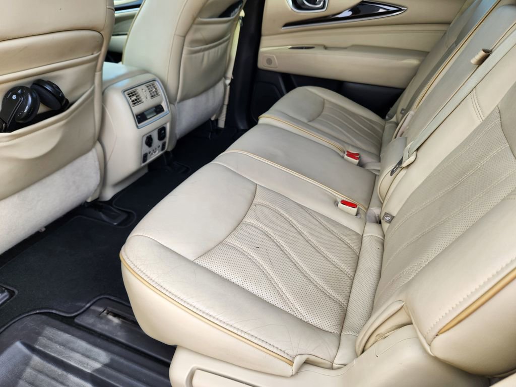 Used 2015 INFINITI QX60 AWD w/ Deluxe Touring Package image 9