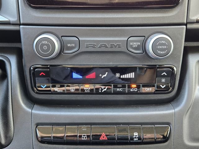 Used 2025 RAM ProMaster 2500 w/ Convenience Group image 19