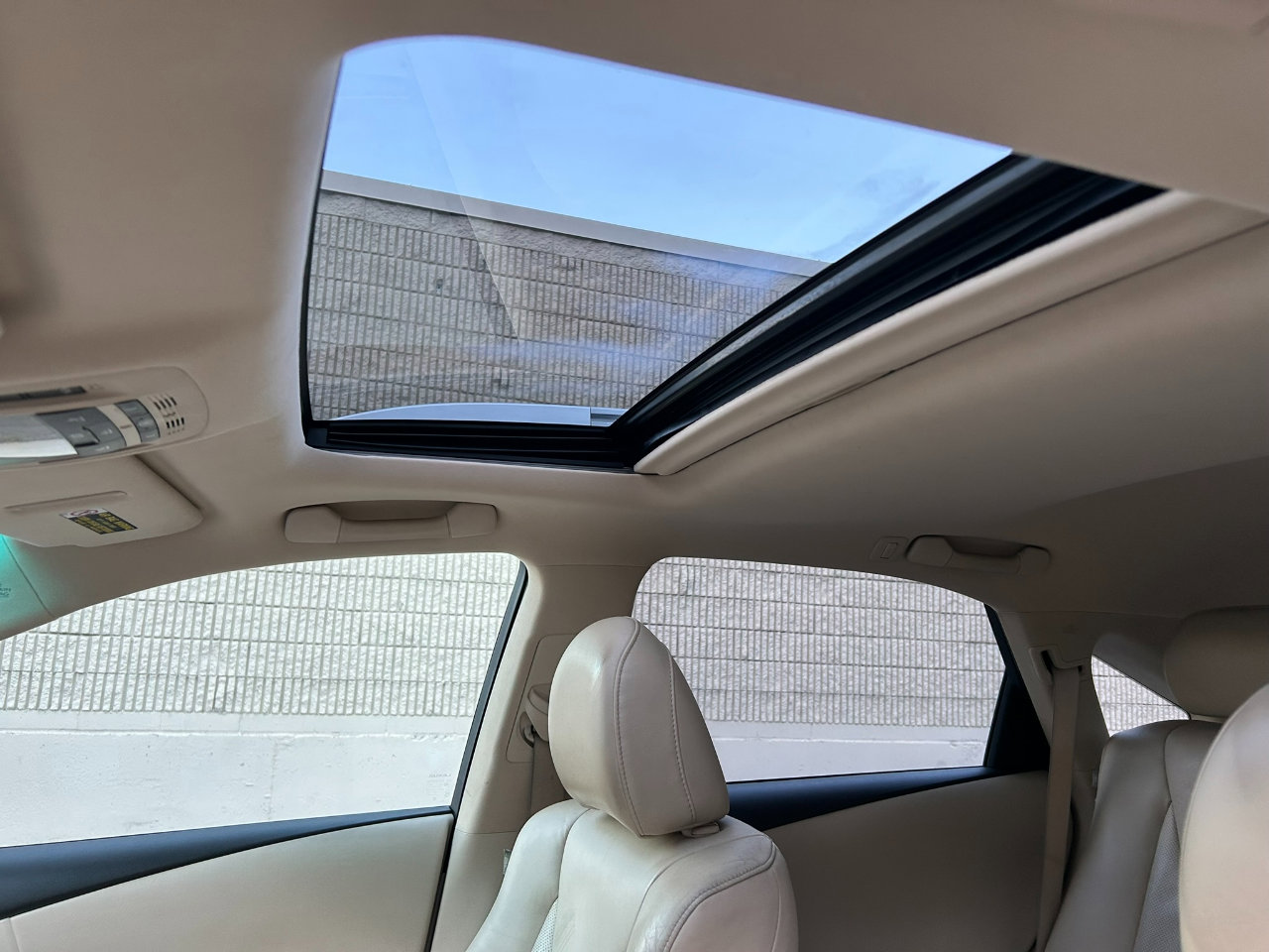 Used 2011 Lexus RX 450h AWD image 11