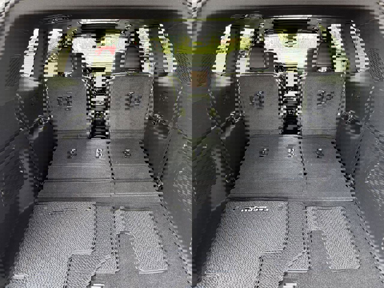 Used 2024 GMC Acadia Denali w/ LPO, Floor Liner Package image 46