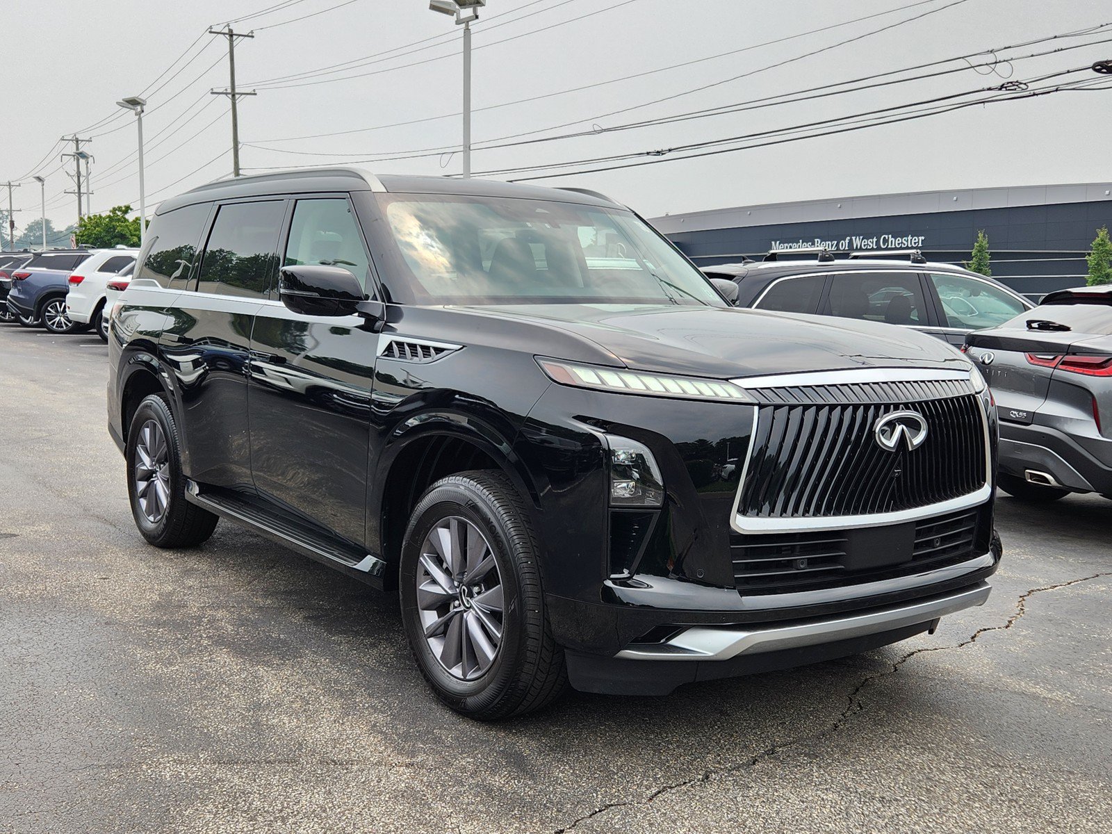 Certified 2025 INFINITI QX80 Pure AWD/4WD image 2