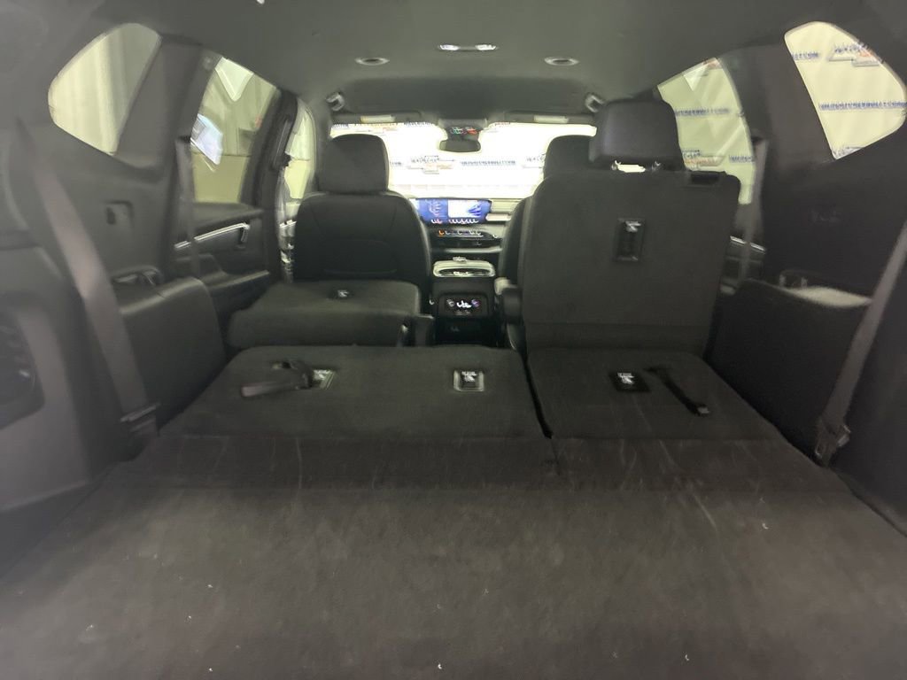Used 2026 Buick Enclave Preferred AWD/4WD image 51