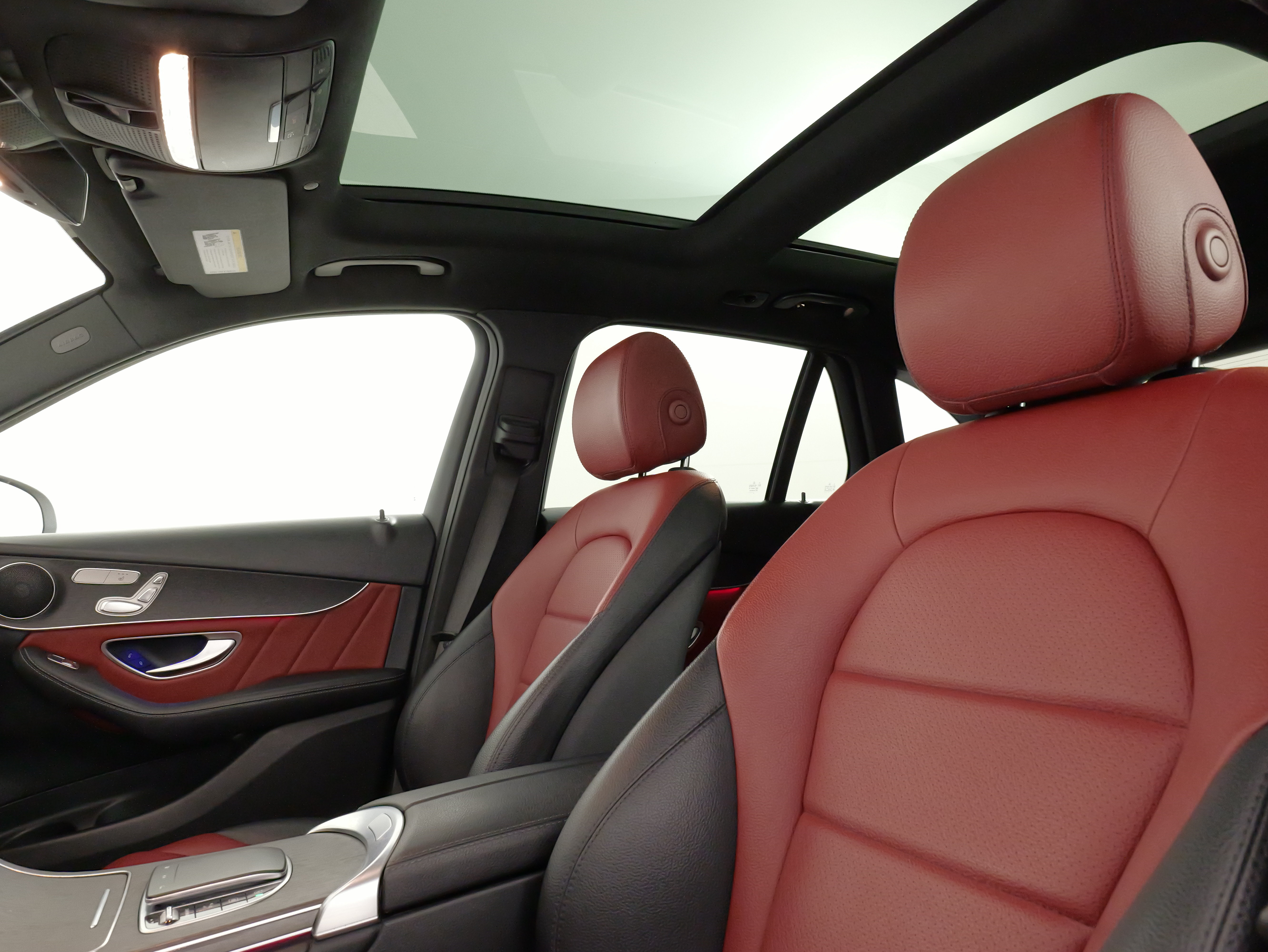 Used 2022 Mercedes-Benz GLC 300 4MATIC image 30