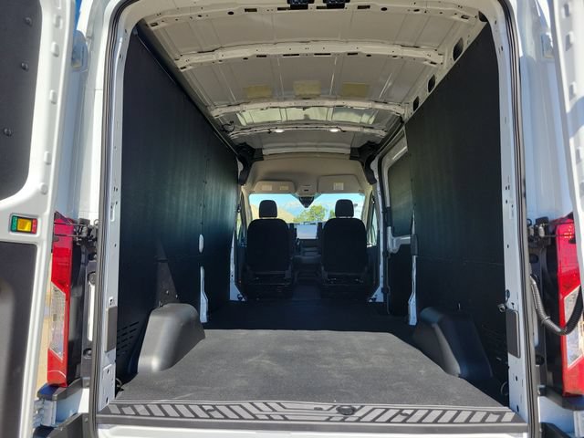 New 2026 Ford Transit 250 148 Medium Roof RWD image 20