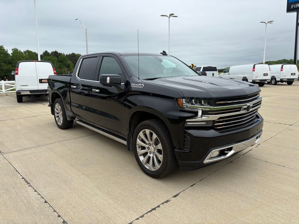 Used 2021 Chevrolet Silverado 1500 High Country w/ Technology Package AWD/4WD image 8