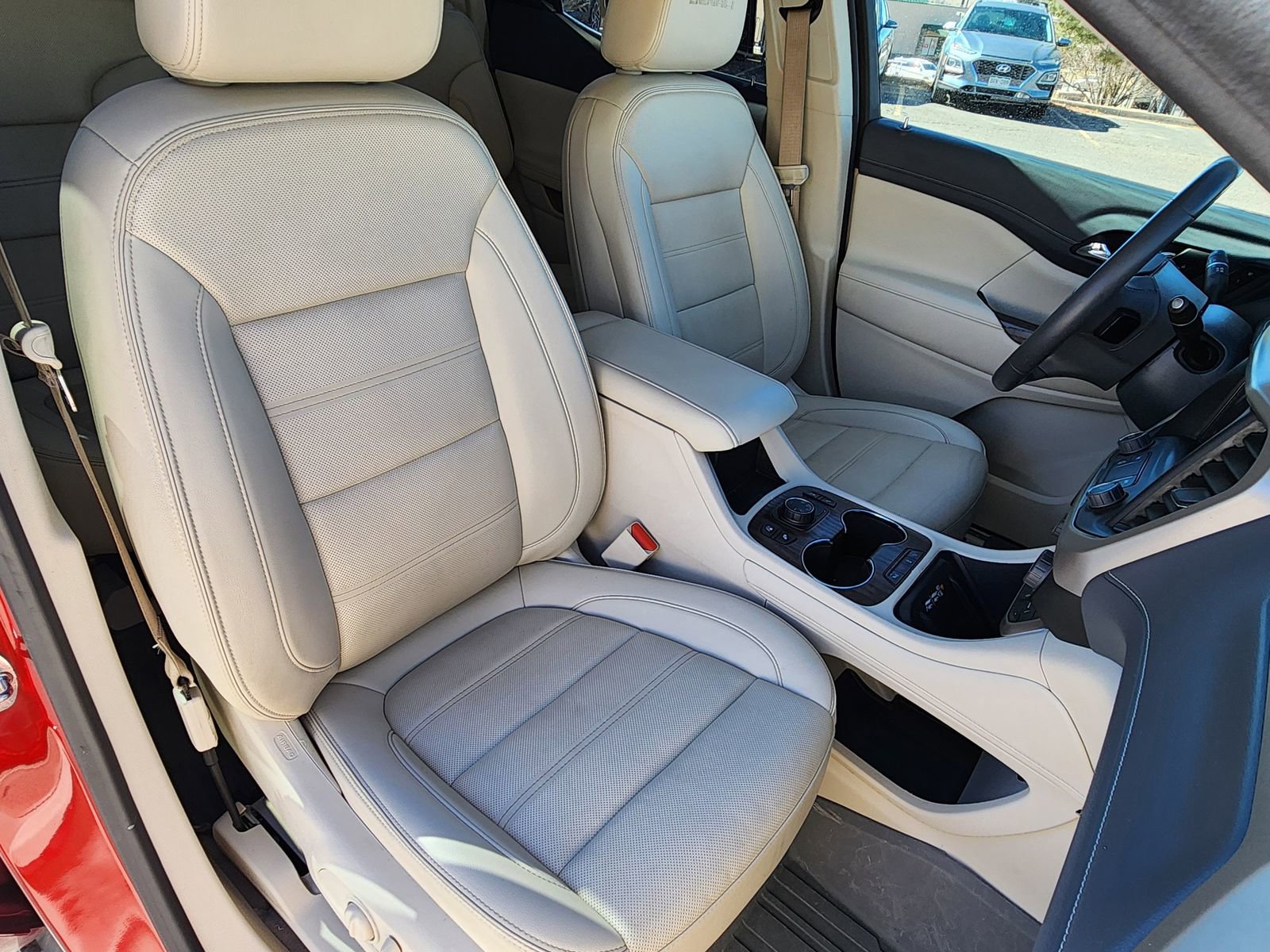 Used 2022 GMC Acadia Denali w/ Denali Technology Package image 16