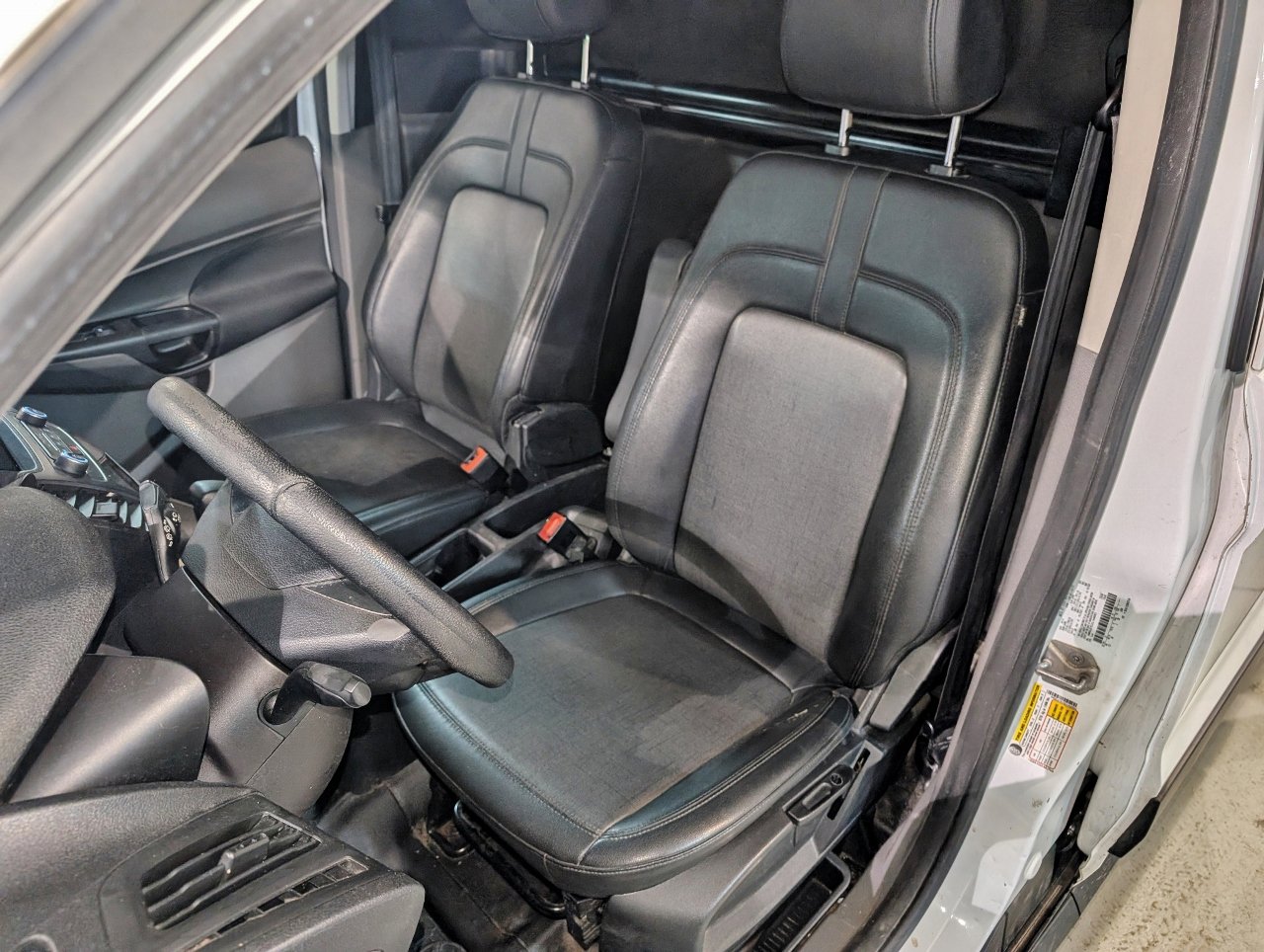 Used 2020 Ford Transit Connect XL image 16