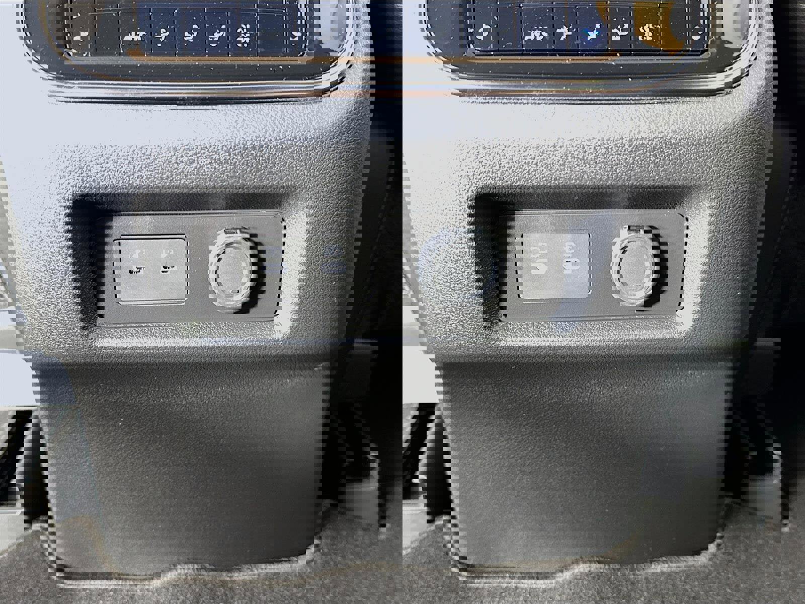 New 2026 Nissan Armada SL image 27