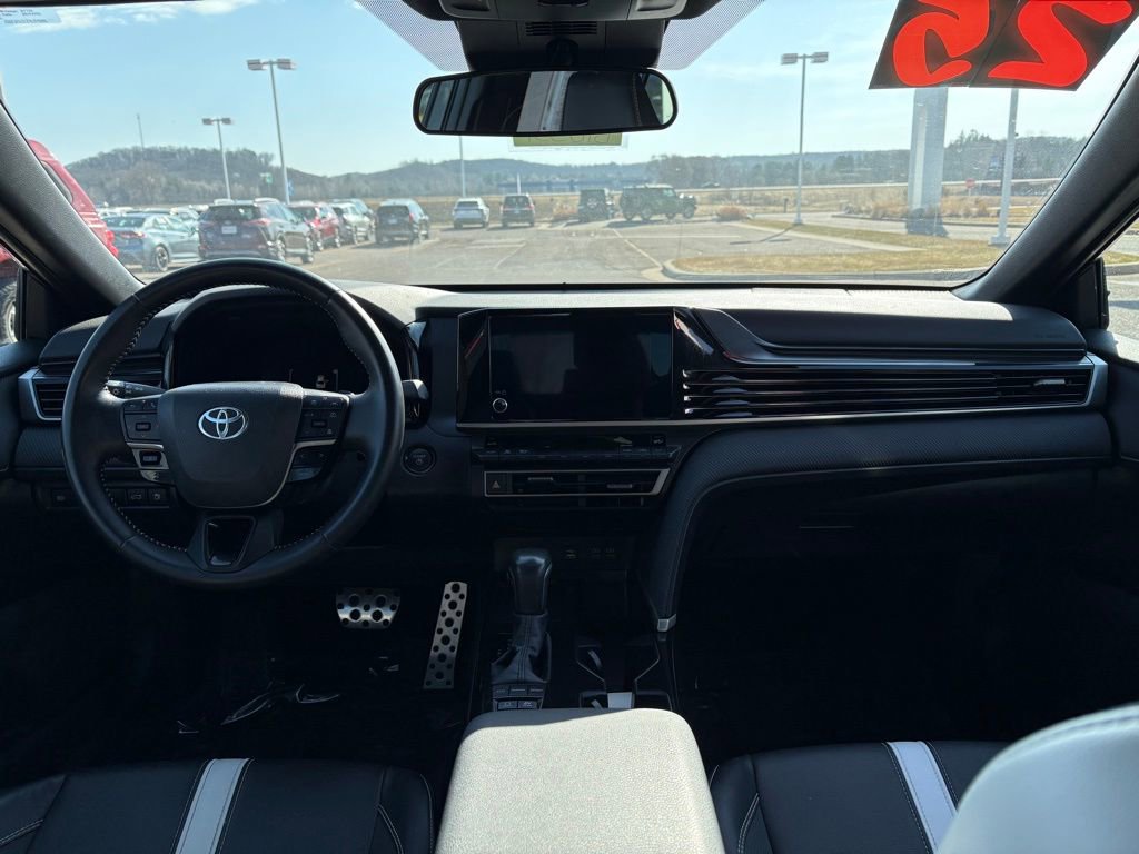 Certified 2025 Toyota Camry SE image 15