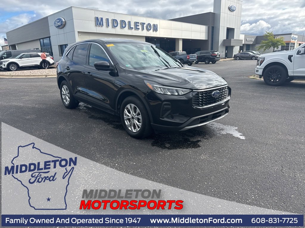 Certified 2023 Ford Escape Active w/ Tech Pack #2 image 1