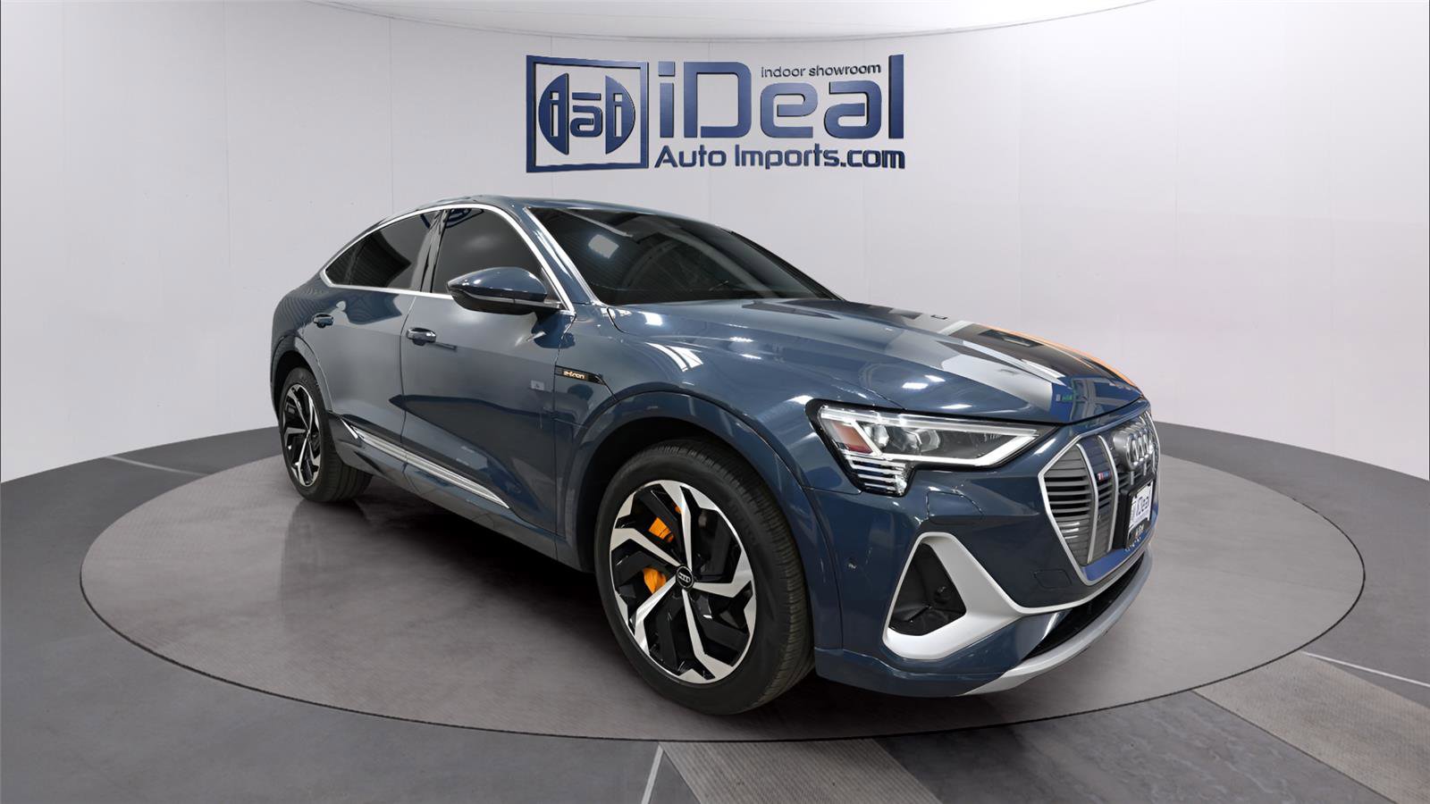 Used 2020 Audi e-tron Prestige w/ Prestige Package image 7