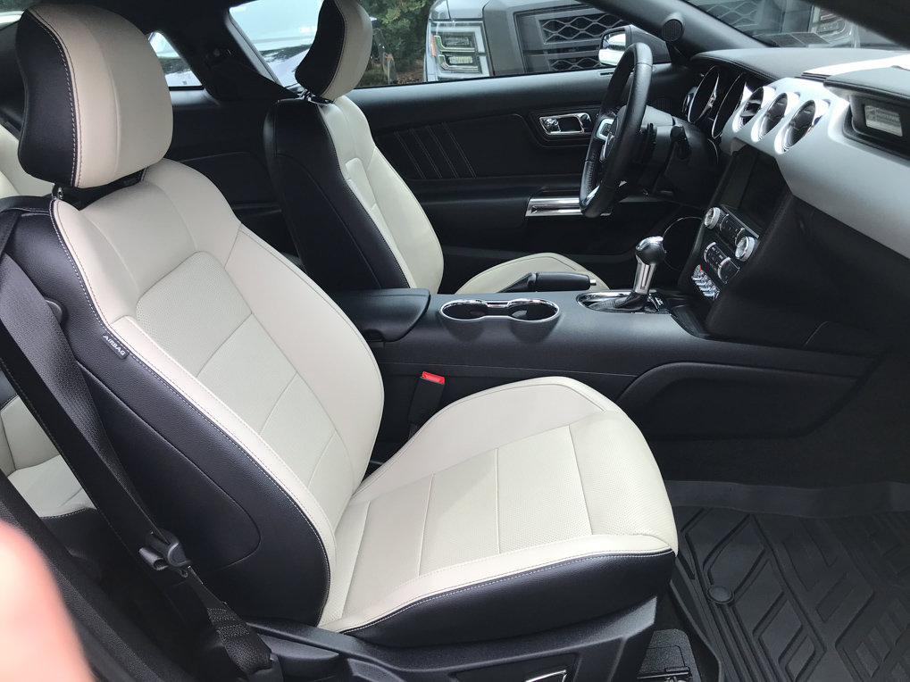 Used 2015 Ford Mustang GT Premium RWD image 25