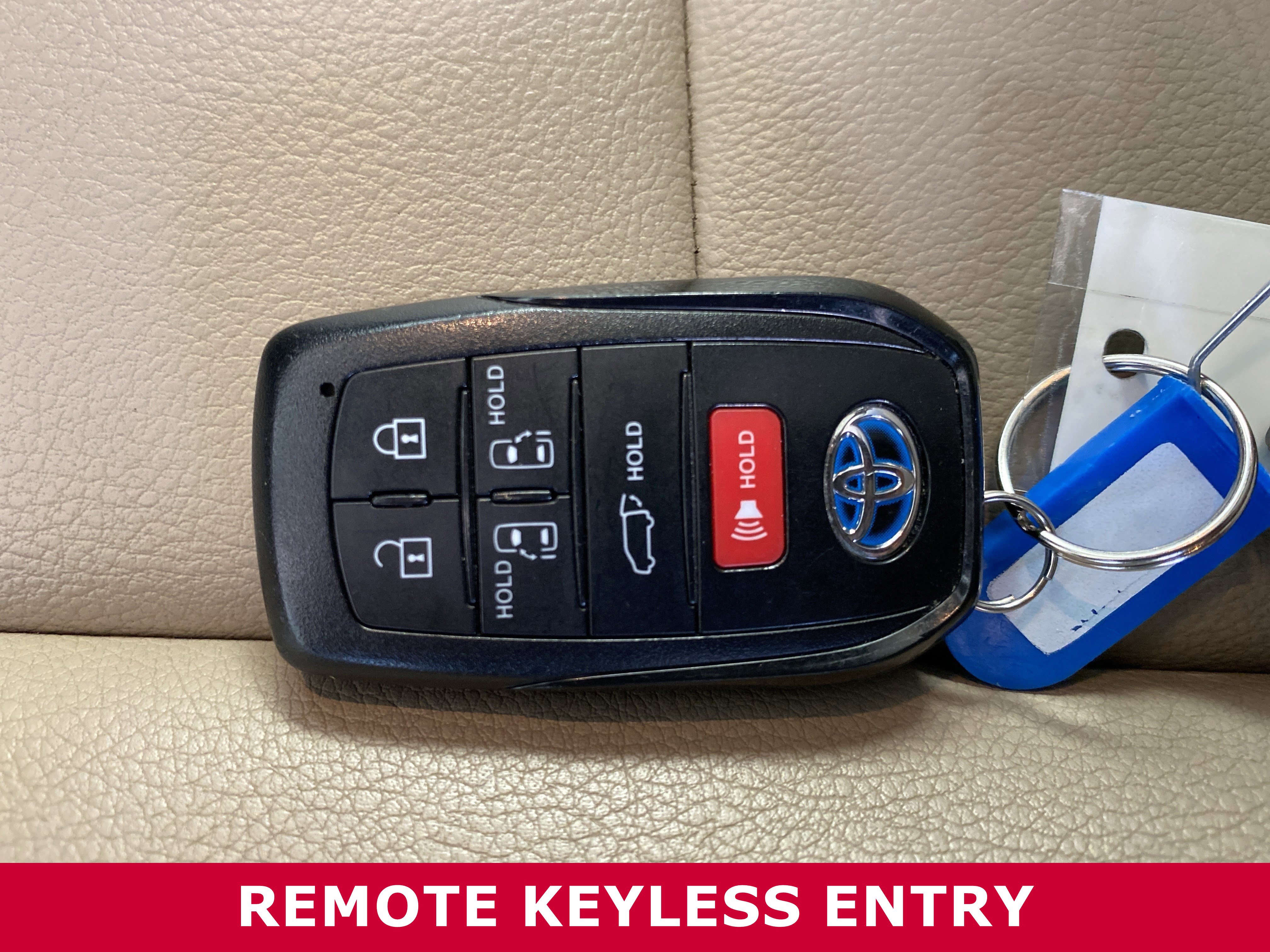 Used 2021 Toyota Sienna XLE image 33