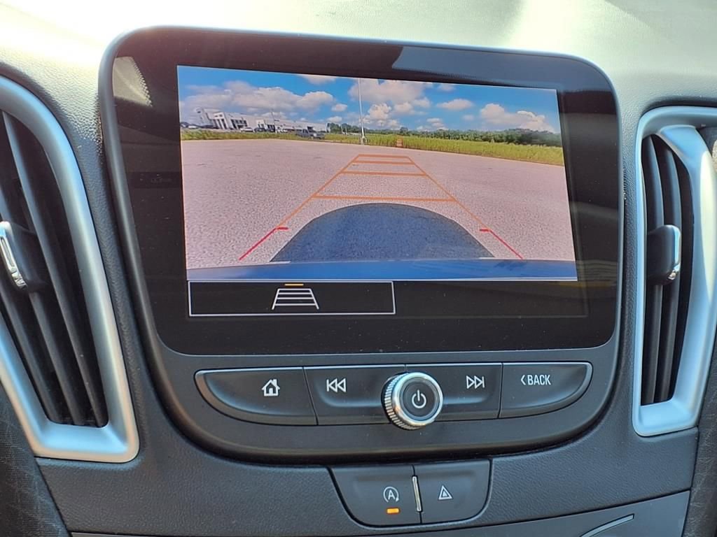 Used 2023 Chevrolet Malibu LT image 11