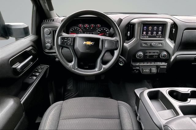 Used 2024 Chevrolet Silverado 2500 Custom w/ Custom Value Package AWD/4WD image 9