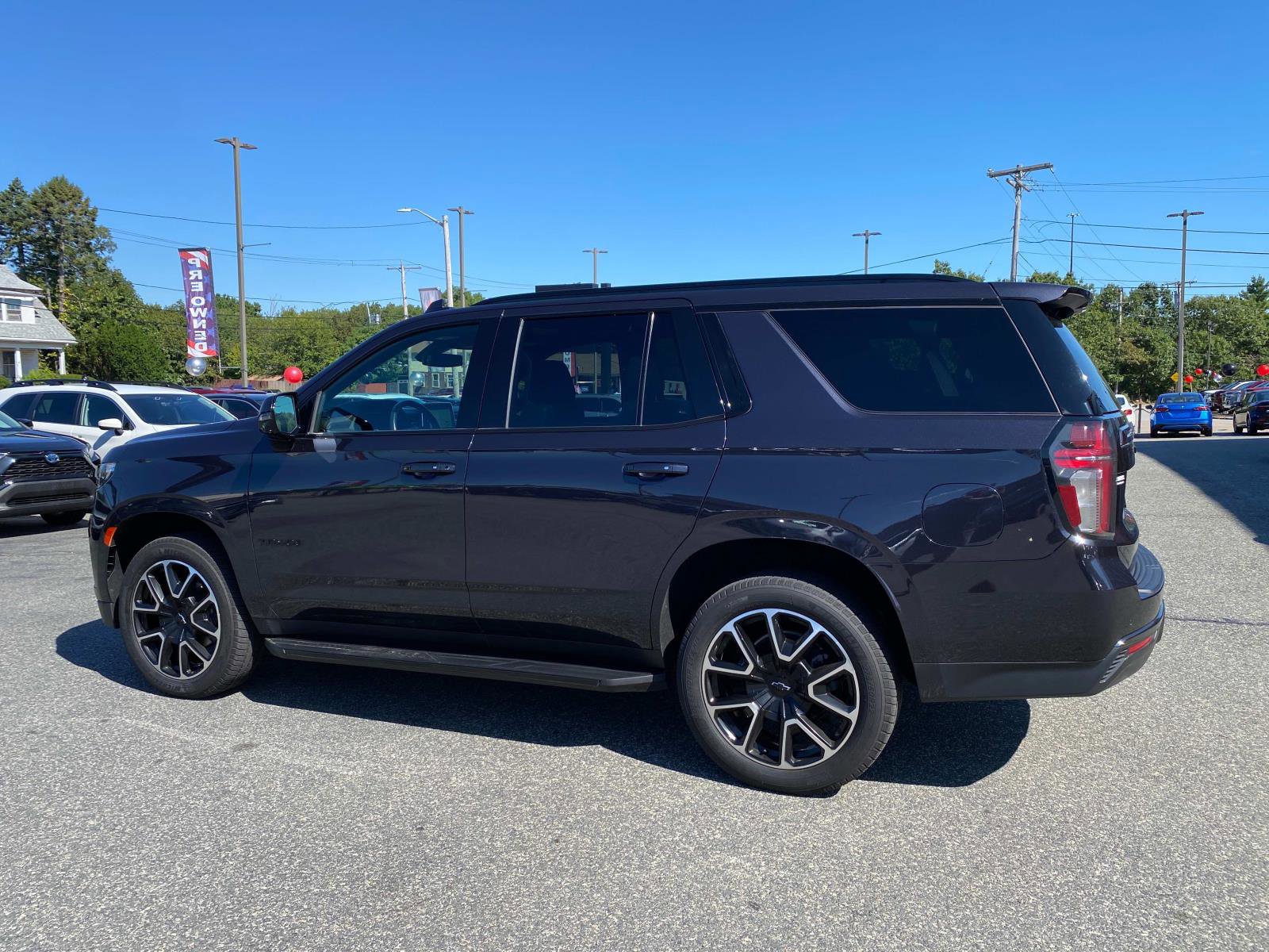 Used 2022 Chevrolet Tahoe RST w/ Luxury Package image 3