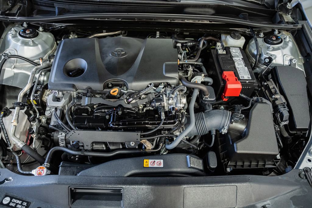 Used 2024 Toyota Camry SE image 15