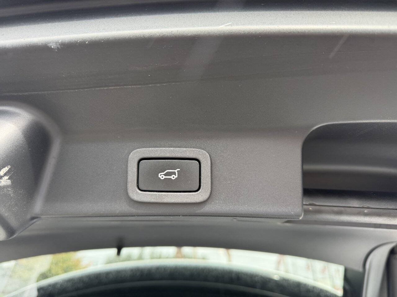 Used 2018 Jaguar F-PACE Prestige AWD/4WD image 7