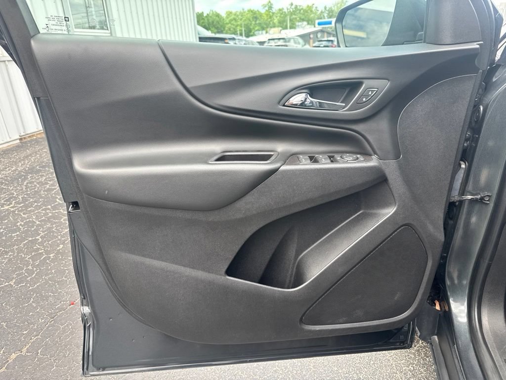 Used 2020 Chevrolet Equinox LT AWD/4WD image 14