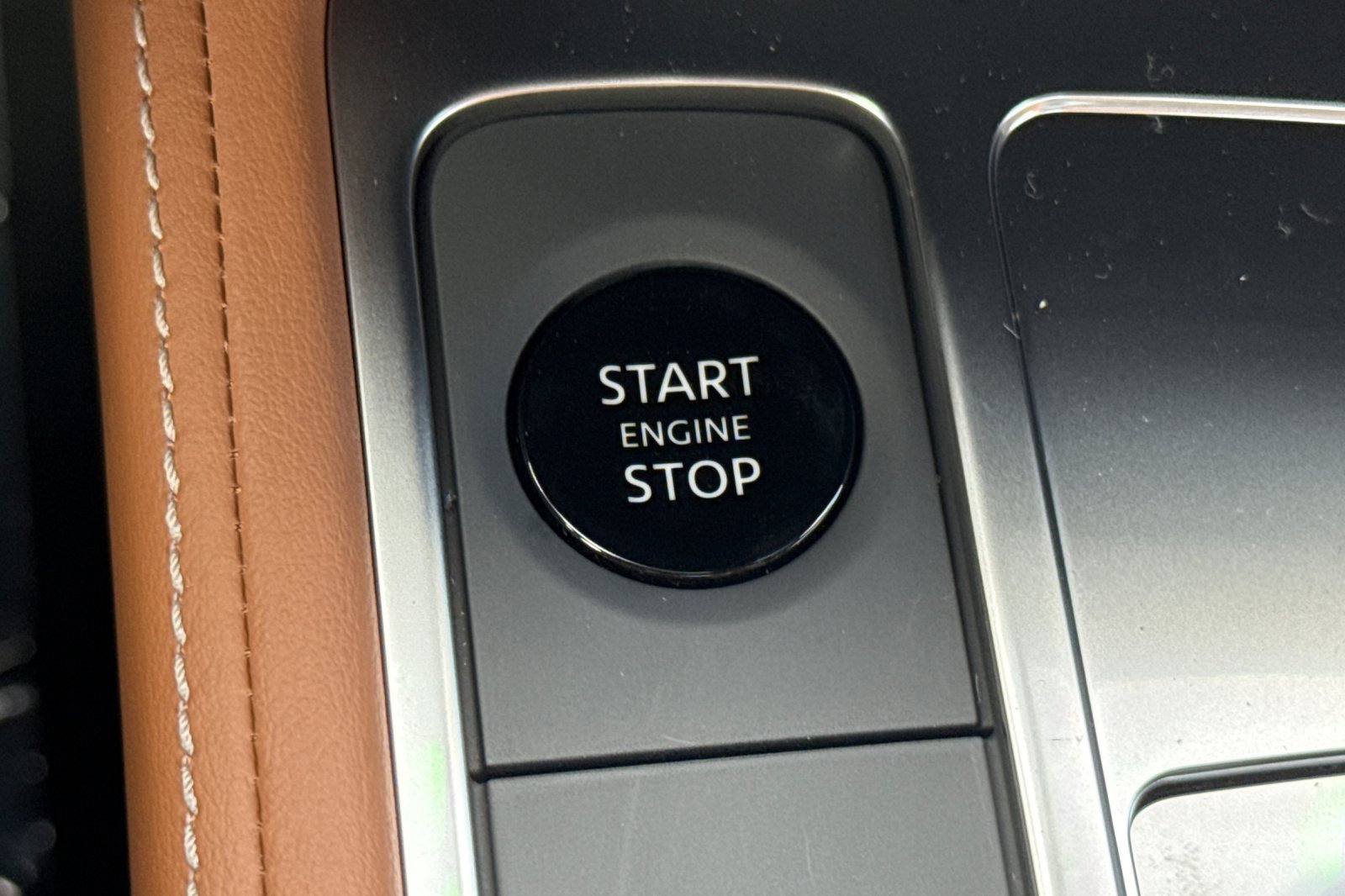 New 2026 INFINITI QX60 Autograph w/ Dark Cargo Package image 23