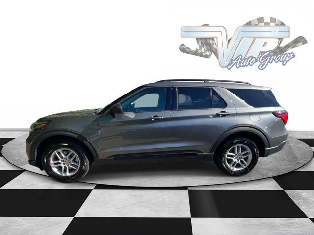 Used 2026 Ford Explorer Active AWD/4WD image 9