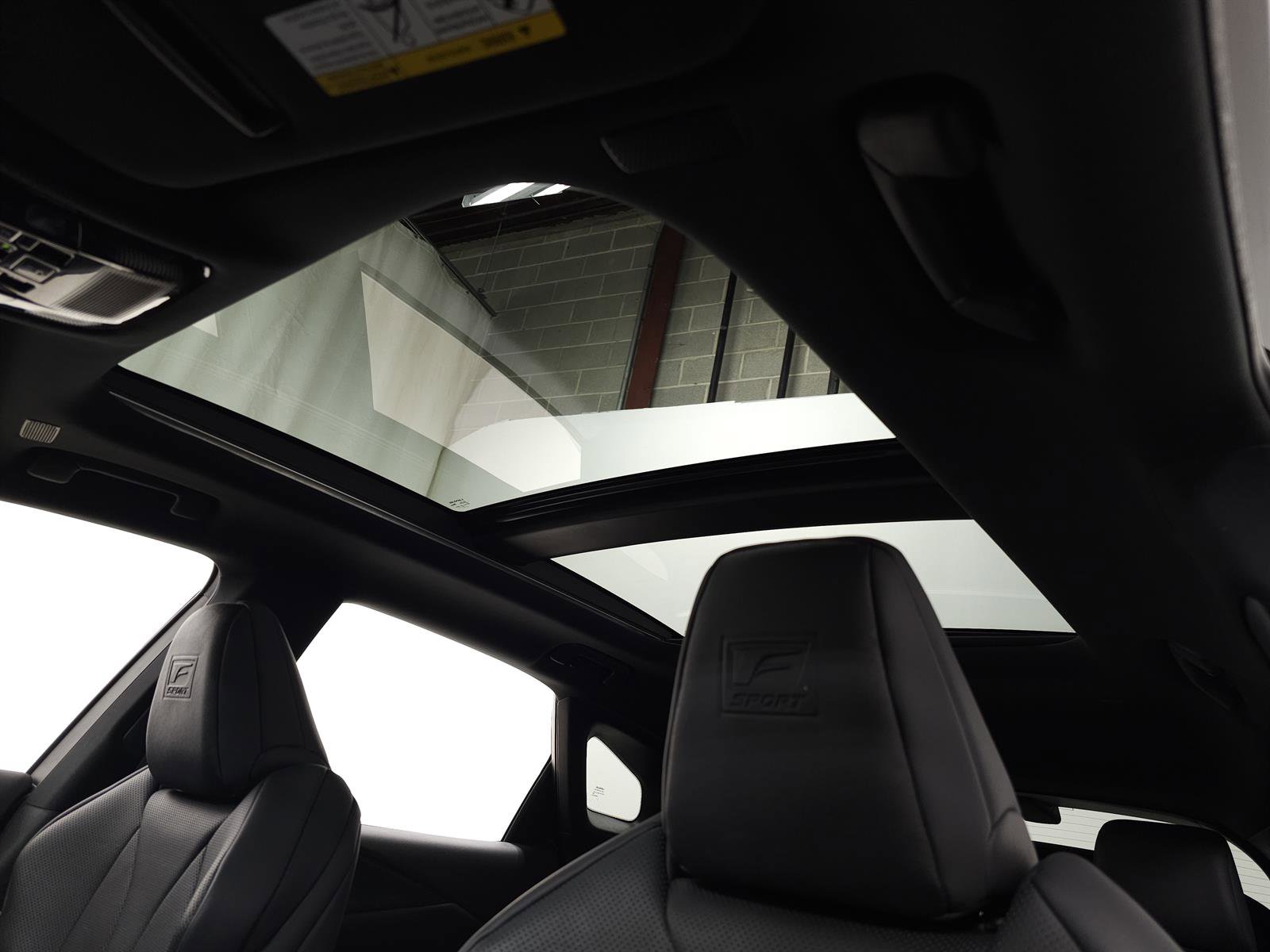 Used 2024 Lexus RX 500h F Sport w/ Convenience Package image 17