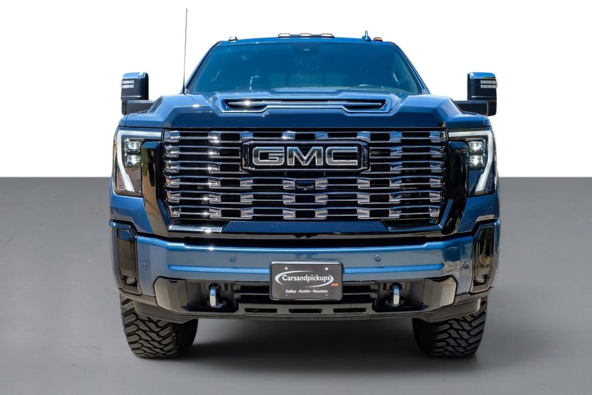 Used 2025 GMC Sierra 2500 Denali Ultimate AWD/4WD image 3
