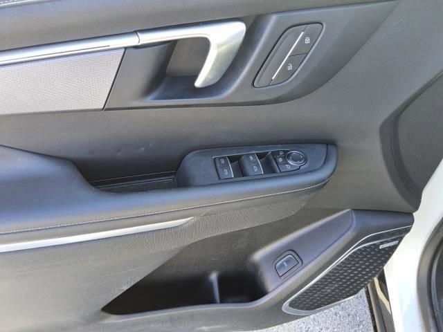 Certified 2025 Buick Enclave Sport Touring image 10